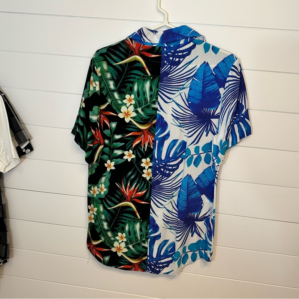 Split pattern casual button down - Picture 2 of 3
